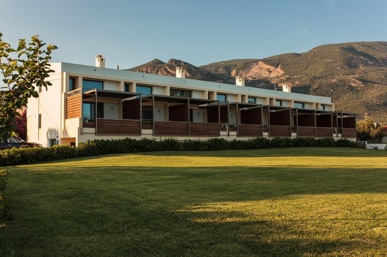 Melimar Homes By The Sea Marathiás Exterior foto